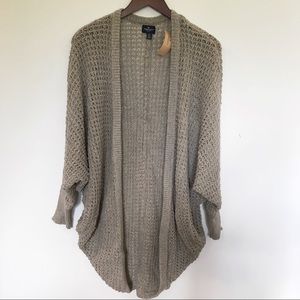 American Eagle cardigan